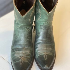 Ariat Women’s Western Low Boot